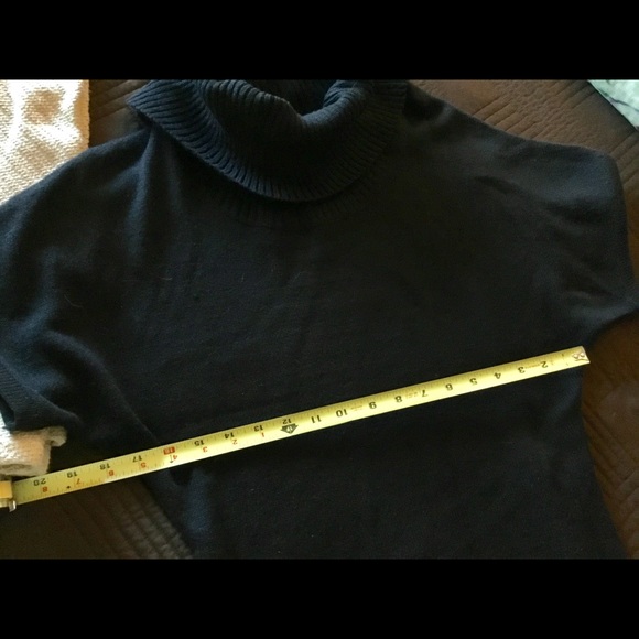 Tunic sweater or sweater dress from H&M. - Picture 3 of 6